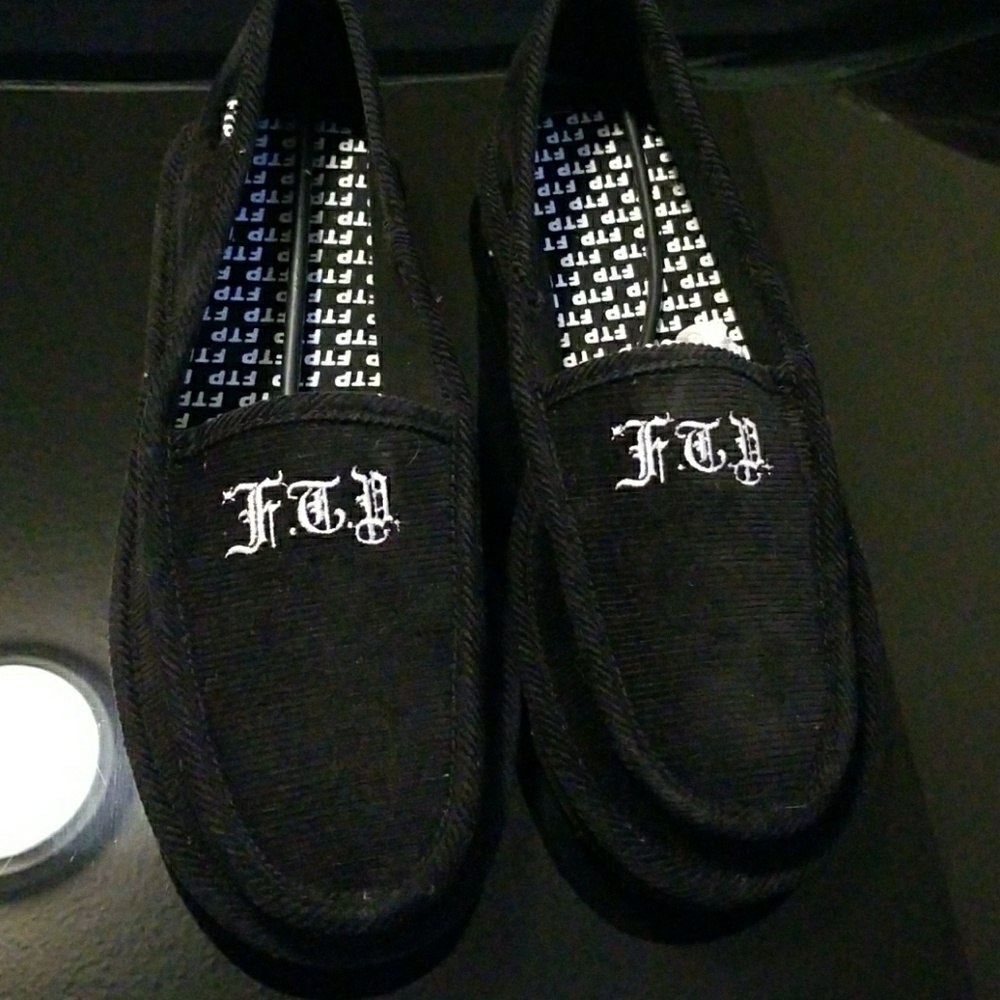 Ftp house slippers